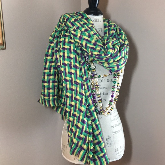 Mardi Gras💜💛💚Scarf Wrap, Triangle Table Topping NWT - Never Displayed or Worn - Picture 3 of 8